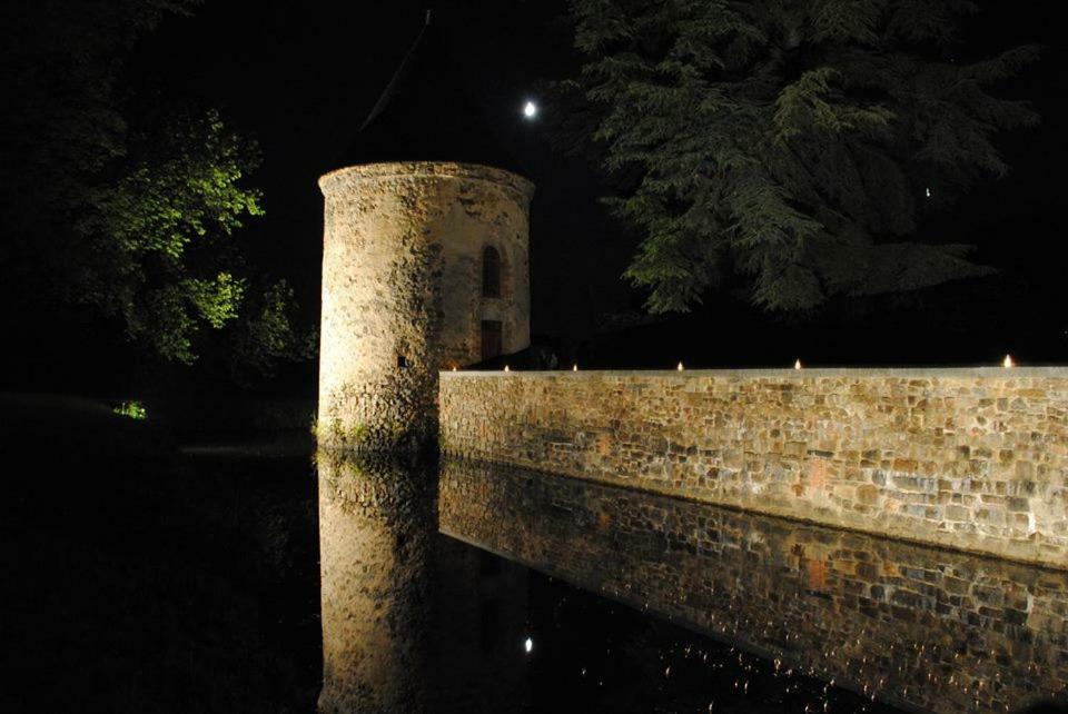 Logis De La Helberdiere Cossé-en-Champagne Exteriör bild